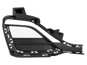 003-0666-26 REJILLA FASCIA DELANTERA CV SPARK 19-20 C/HOYO P/FARO LT/PREMIER L4 4 CILINDROS 1.4L 5 PUERTAS IZQ