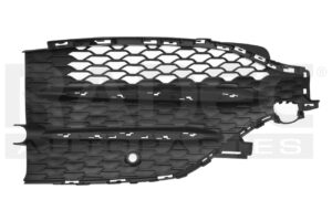 003-2031-02 REJILLA FASCIA DELANTERA MC CLASE GLE 20-23 C/HOYO P/SENSOR C/AMG DER