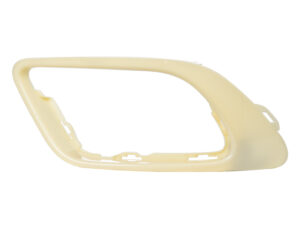 011-2608-03 MOLDURA REJILLA DELANTERA RN FLUENCE 13-16 P/PINTAR IZQ