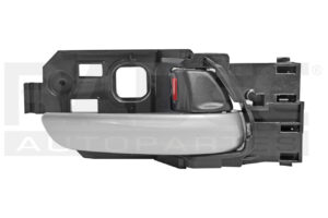 012-1304-20 MANIJA INTERIOR HD FIT 15-18 NEGRO/PLATA PLASTICO DELANTERA/TRASERA DER