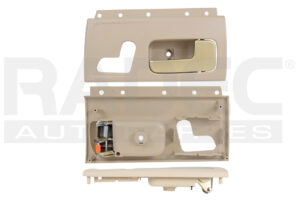 012-1806-04 MANIJA INTERIOR LC TOWN CAR EXECUTIVE 03-11 CON HOYO PARA CONTROL DE ASIENTO CON BASE BEIGE/DORADO PLASTICO DELANTERA DER