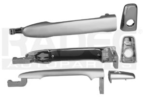 012-2208-13 MANIJA EXTERIOR MT OUTLANDER DELANTERA 07-16/MT LANCER DELANTERA 08-16 4 PUERTAS CROMADA CON HOYO PARA LLAVE SIN HOYO PARA SENSOR PLASTICO TW IZQ