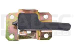 012-3104-04 MANIJA INTERIOR VW CARIBE 77-87 CON BASE CORRUGADA NEGRA PLASTICO DELANTERA/TRASERA DER