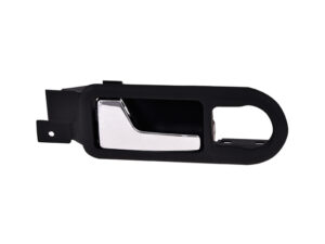 012-3111-15 MANIJA INTERIOR VW GOLF DELANTERA 00-06/JETTA DELANTERA 99-12 NEGRO/CROMO C/HOYO P/CONTROL ESPEJO IZQ