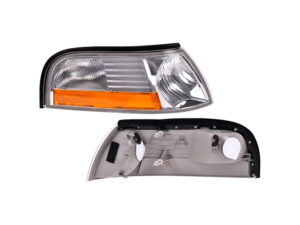 CUPR90 CUARTO PUNTA FORD GRAND MARQUIS 03-05 RH BCO/AMB RADEC