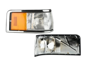 CUPR110 CUARTO PUNTA FORD TOWN CAR 90-94 RH BICOLOR RADEC