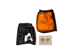 CUPR179 CUARTO PUNTA NISSAN TSURU II 90-91 LH AMBAR RADEC