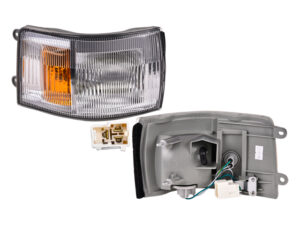 CUPR402 CUARTO PUNTA NISSAN URVAN 00-01 BICOLOR RH RADEC