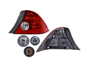 017-1302-64 CALAVERA HD CIVIC 04-05 2 PUERTAS C/FOCO TYC DER