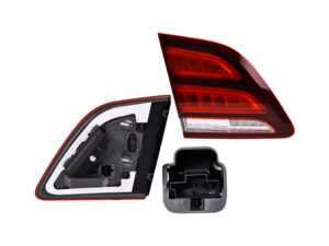 017-2024-01 CALAVERA INTERIOR MC CLASE GLE 16-17 C/LEDS DEPO IZQ