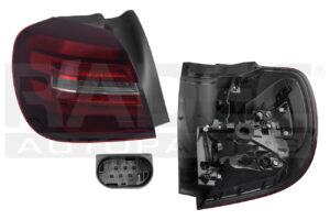 017-2024-11 CALAVERA EXTERIOR MC CLASE GLA 18-20 C/LEDS DEPO IZQ