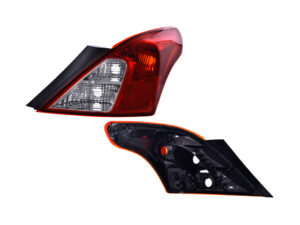 CALR868 CALAVERA NISSAN VERSA 12-18 C/ARNES RH RADEC