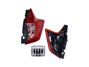 CALR926 CALAVERA NISSAN NOTE/VERSA 14-18 5P USA S/ARNES RH RADEC