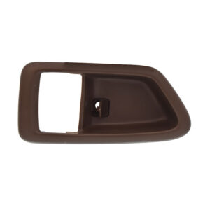 100212 MANIJA INTERIOR TY CAMRY 97-01  SOLO BISEL CAFE PLASTICO DELANTERA/TRASERA DERECHA