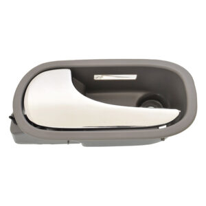 102455 MANIJA INTERIOR CV MALIBU 08-12 CON HOYO PARA LUZ LED GRIS/CROMO PLASTICO DELANTERA IZQUIERDA