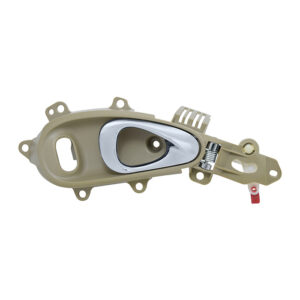 102714 MANIJA INTERIOR CR PT CRUISER 01-10 CON HOYO PARA SEGURO CAFE/CROMADO PLASTICO DELANTERA DERECHA