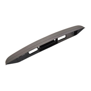 102920 MOLDURA 5TA PUERTA DG GRAND CARAVAN CR TOWN & COUNTRY 08-10 CON MANIJA ADAPTABLE CAMARA REVERSA SIN EMBLEMA SIN LUZ DE PLACA NEGRA CORRUGADA