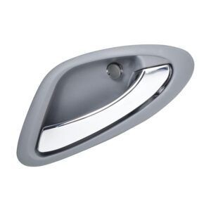 104824 MANIJA INTERIOR HD CITY 02-08/FIT 06-08  GRIS/CROMO PLASTICO HUSHAN DELANTERA/TRASERA DERECHA