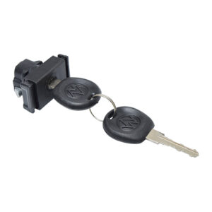 104870 MANIJA INTERIOR VW GOLF 88-92/JETTA A2 87-92  NEGRO PLASTICO GUANTERA C/CILINDRO Y LLAVES