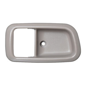 105262 MANIJA INTERIOR TY TUNDRA 00-06  CABINA REGULAR Y MEDIA CABINA SOLO BISEL GRIS CLARO DELANTERA DERECHA