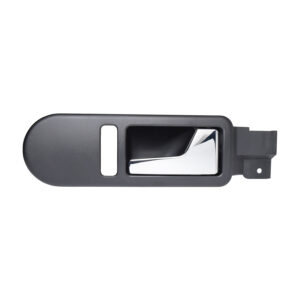 105552 MANIJA INTERIOR VW BEETLE 98-11  CON HOYO PARA SEGUROS SIN HOYO PARA ESPEJO CROMADA/NEGRA DELANTERA DERECHA