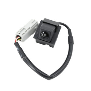107201 CAMARA DE REVERSA VW TIGUAN 12-17  AD A3 SEDAN/S3 SEDAN 15-20  VW TIGUAN LIMITED 12-17  CON CONECTOR TIPO ORIGINAL 4 PINS 12VCC PLUG & PLAY TWN 8V0827566B/8V0827566A/5N0827566AB/5N0827566AL HUSHAN Derecho/Izquierdo Trasera 5ta puerta