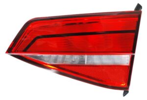 17-5561-00-1N CALAVERA JETTA BICENTENARIO 15-18 INT CLARA C/FOCOS TYC1 T155 DER