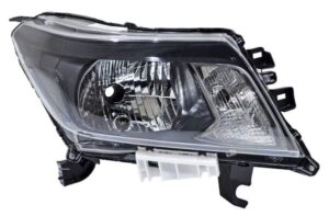 20-F121-C5-2B FARO NISSAN PU NP300/ FRONTIER 21-24 FONDO NEGRO TYC1 241004 DER 285 1080.10