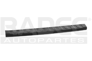 203-0916-19 FASCIA TRASERA DG RAM 700 21-23 S/HOYO P/SENSOR LARAMIE/LONGHORN/SLT/BIGHORN L4 4 CILINDROS 1.3 L 2/4 PUERTAS CENTRAL