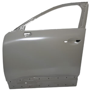 208-1926-03 PUERTA DELANTERA MZ CX-50 23-25 LAMINA C/HOYO P/MOLDURA IZQ