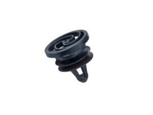 305-3111-04 GRAPA DE TAPICERIA VW GOLF/JETTA/PASSAT 98 HOYO:8MM/LARGO:12.5MM/3 CABEZAS NEGRO