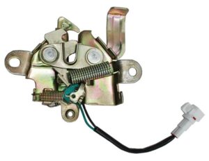 5351052370 CHAPA COFRE YARIS 07-11 4P C/SENSOR