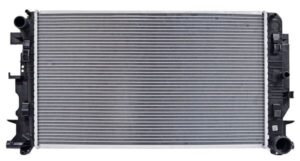 613-BZA025 RADIADOR SPRINTER/ CRAFTER 06-16 L4 2.0, 2.5 LTS C/AA STD DIESEL 26 2/3X15 2/3X26MM ALUMINIO SOLDADO 892 230825