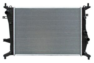 613-CVA217-16 RADIADOR AVEO 18-20 STD L4 1.5L 14 7/8X20 1/2 ALUMINIO SOLDADO CN SISSOKO 892 T155