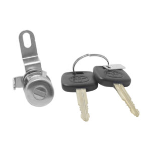 71062 CILINDRO PARA TAPA TY HILUX SRV/SR 16-22  CON LLAVE HUSHAN 1 PIEZA METAL CROMADO