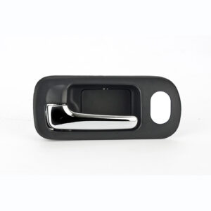 99381 MANIJA INTERIOR HD CIVIC 4P SEDAN 01-05 CON HOYO PARA SEGURO NEGRA/CROMO PLASTICO DELANTERA IZQUIERDA