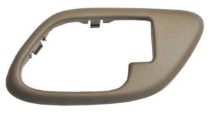 BIS27 BISEL MANIJA INT CHEV PU 95-98 BEIGE LH N-TW