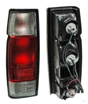 CALA602 CALAVERA NISSAN PU D21 02-07/D22 08-15 ROJO/BCO C/ARNES RH ALDO