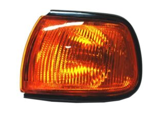 CUPA187 CUARTO PUNTA NISSAN TSURU III 97-00 LH AMBAR ALDO