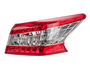 FCNN1801 CALAVERA NISSAN SENTRA 13-16 C/LED EXT DER