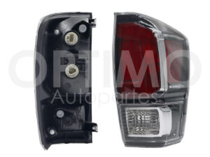 FCNT1601 CALAVERA TOYOTA TACOMA 19-22 DER S/ARNES C/SOQUET TRANSPARENTE FILOS NEGROS C/CROMO (ROJO/BLANCO)