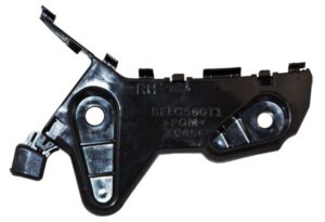 GFDA290 GUIA FASIA DEL MAZDA 3 19-21 4P RH
