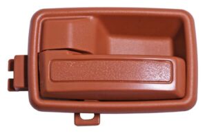 MIIPU83BBL MANIJA INT ISUZU PU/ LUV 83-87 BEIGE C/BASE PLASTICO 2218 IZQ