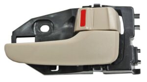 MIMTLA04CAR MANIJA INT LANCER 04-07/ OUTLANDER 03-06 CAFE DEL/ TRAS PLASTICO 2218 DER