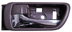 MITCA02CCL MANIJA INT CAMRY 02-06 CAFE/ CROM PLASTICO 2218 IZQ