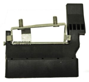 MTCTR99G MANIJA TAPA TRAS TRACKER 99-04 PLASTICO GATILLO