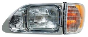 P06IN0013A FARO P/INTERNATIONAL 9200/9400 99-11 C/CUARTO AMBAR C/BISEL CROMADO IZQ