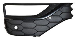 PVAM17NFR PARRILLA AMAROK 17-18 FILO NEGRO P/FARO NIEBLA 220211 DER