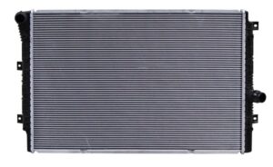 RAVJE15 RADIADOR JETTA 15-19/ BEETLE 12-19 STD L4 2.0L/ 2.5L 17 5/8X 25 4/7 ALUMINIO SOLDADO SAMUI 892 201009