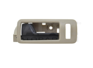 012-1228-22 MANIJA INTERIOR FD MUSTANG 05-14 CON HOYO PARA SEGURO BEIGE/NEGRO PLASTICO DELANTERA IZQ